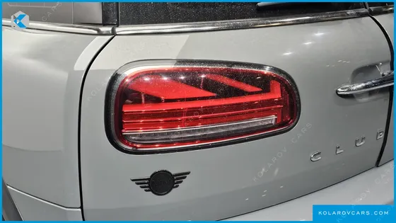 MINI CLUBMAN CLASSIC LAUNCH PACK