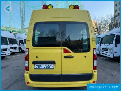 RENAULT KOREA MASTER SCHOOL BUS