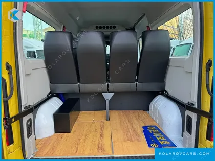RENAULT KOREA MASTER SCHOOL BUS