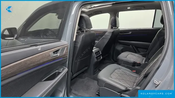 VOLKSWAGEN ATLAS 2.0 TSI R-LINE 6-SEATER