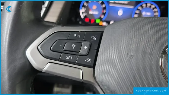 VOLKSWAGEN ATLAS 2.0 TSI R-LINE 6-SEATER