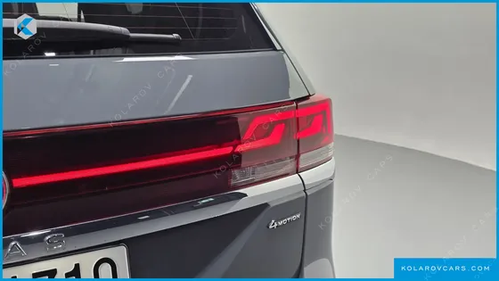 VOLKSWAGEN ATLAS 2.0 TSI R-LINE 6-SEATER