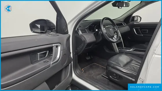 LAND ROVER DISCOVERY SPORT 2.0 TD4 SE (150PS)