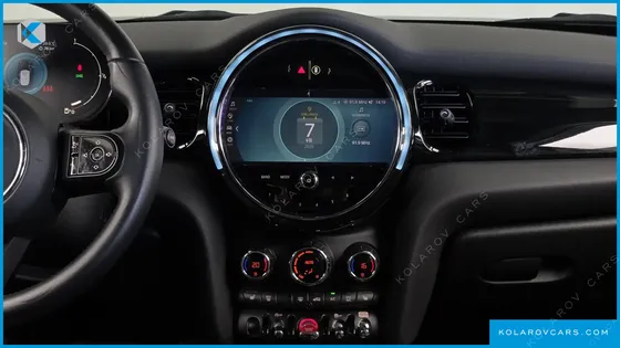 MINI COOPER 5DOOR CLASSIC PLUS LAUNCH PACK