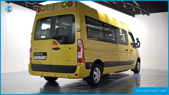 RENAULT KOREA MASTER SCHOOL BUS