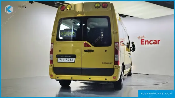 RENAULT KOREA MASTER SCHOOL BUS