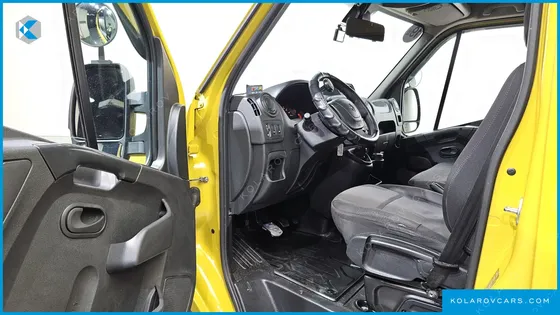 RENAULT KOREA MASTER SCHOOL BUS
