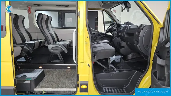 RENAULT KOREA MASTER SCHOOL BUS