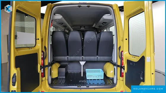 RENAULT KOREA MASTER SCHOOL BUS
