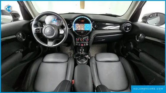 MINI COOPER 5-DOOR CLASSIC PLUS