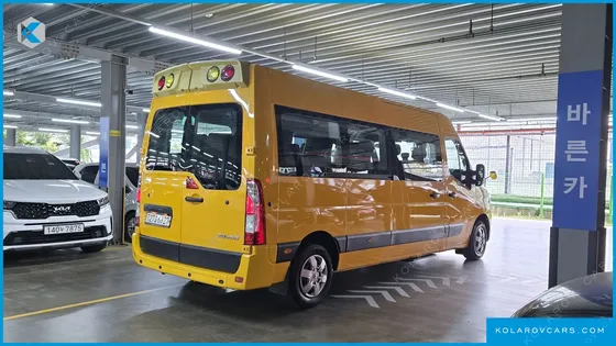 RENAULT KOREA MASTER SCHOOL BUS