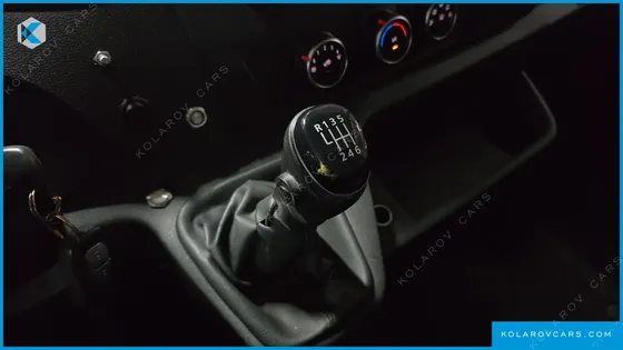 RENAULT KOREA MASTER SCHOOL BUS