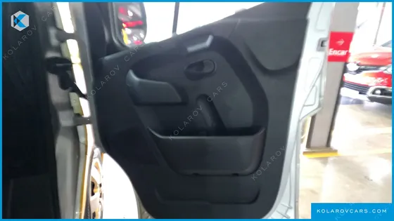 RENAULT KOREA MASTER SCHOOL BUS