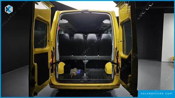 RENAULT KOREA MASTER SCHOOL BUS