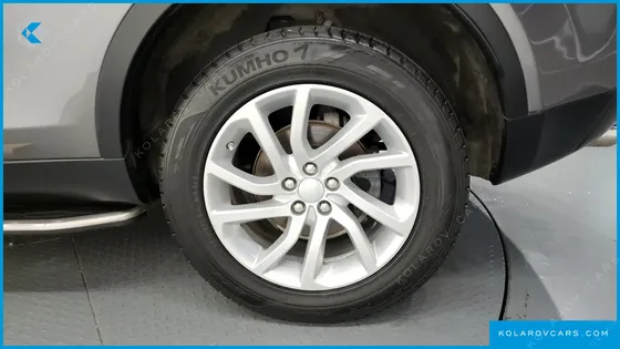 LAND ROVER DISCOVERY SPORT 2.0 TD4 SE (150PS)