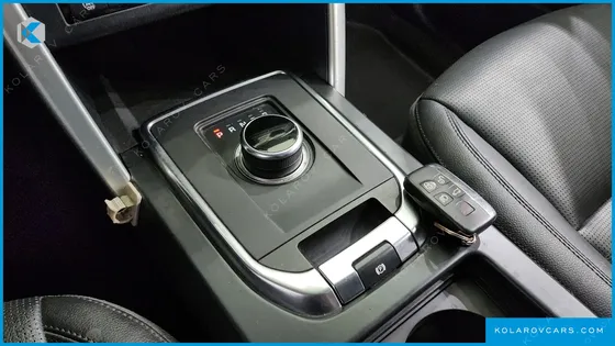 LAND ROVER DISCOVERY SPORT 2.0 TD4 SE (150PS)