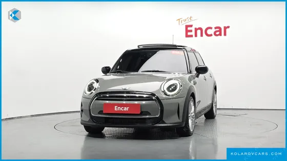 MINI COOPER 5-DOOR CLASSIC PLUS