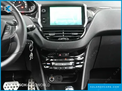 PEUGEOT 2008 1.6 E-HDI FELINE L