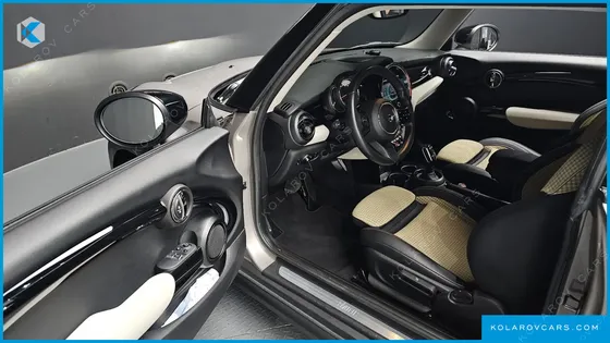 MINI COOPER GEN Z EDITION