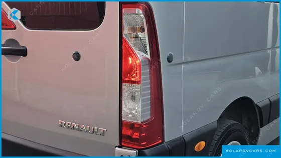 RENAULT KOREA MASTER 2.3 15-SEATER