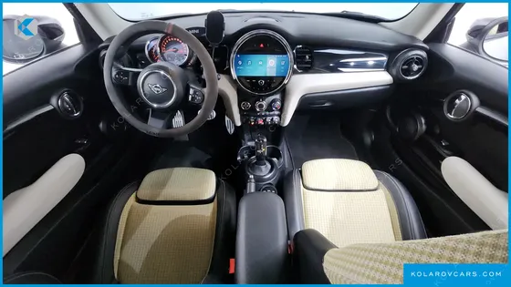 MINI COOPER GEN Z EDITION