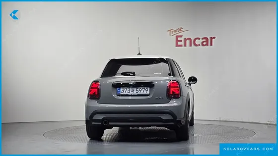 MINI COOPER 5DOOR CLASSIC LAUNCH PACK