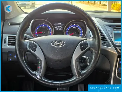 HYUNDAI ELANTRA (AVANTE) 1.6 GDI SMART