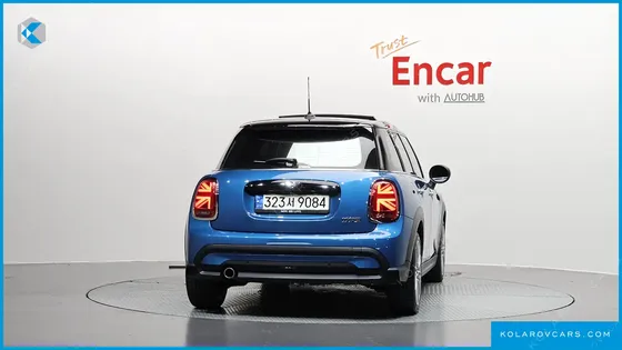 MINI COOPER 5DOOR CLASSIC PLUS LAUNCH PACK