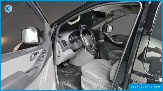 HYUNDAI STAREX 4WD CAMPING CAR