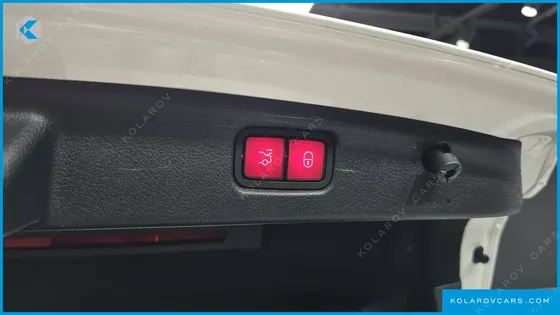 MERCEDES C-CLASS C200 4MATIC AVANTGARDE