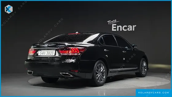 LEXUS LS 5-SEATS OTTOMAN