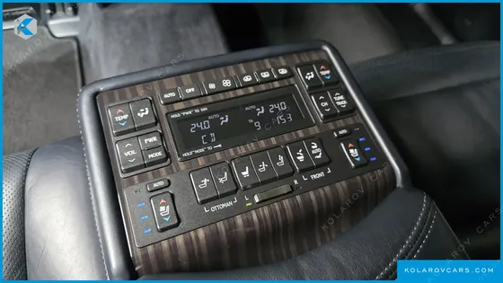 LEXUS LS 5-SEATS OTTOMAN