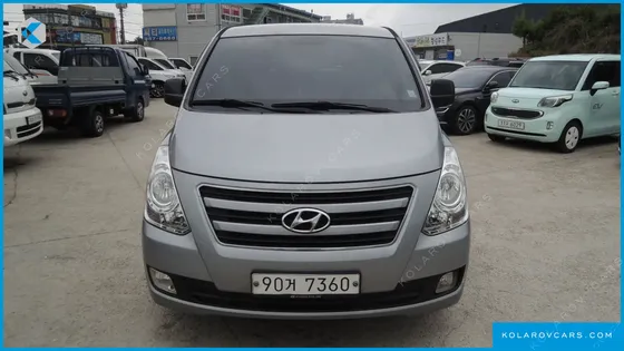 HYUNDAI STAREX 3-SEATER VAN