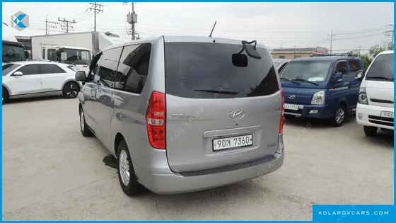HYUNDAI STAREX 3-SEATER VAN
