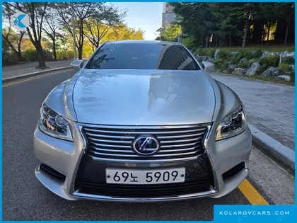 LEXUS LS 5-SEATS OTTOMAN
