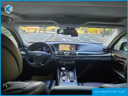 LEXUS LS 5-SEATS OTTOMAN