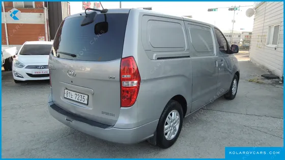 HYUNDAI STAREX 3-SEATER VAN