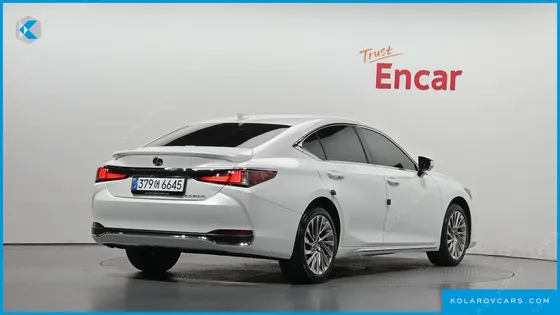 LEXUS ES EXECUTIVE