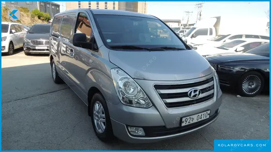 HYUNDAI STAREX 3-SEATER VAN
