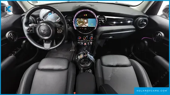 MINI COOPER 5-DOOR CLASSIC PLUS