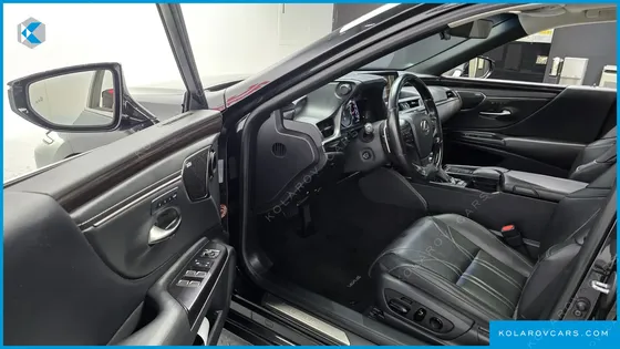 LEXUS ES EXECUTIVE