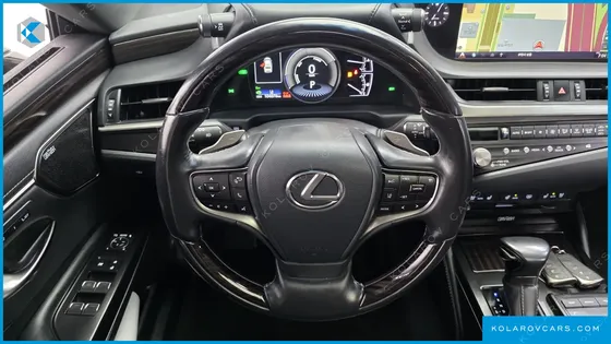 LEXUS ES EXECUTIVE