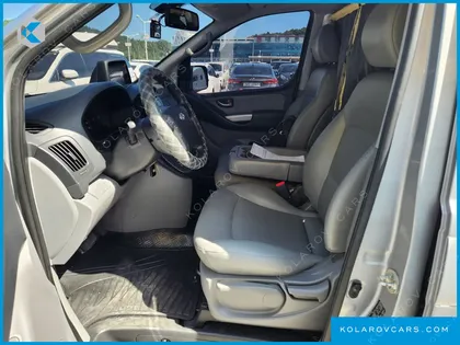 HYUNDAI STAREX CAMPING CAR