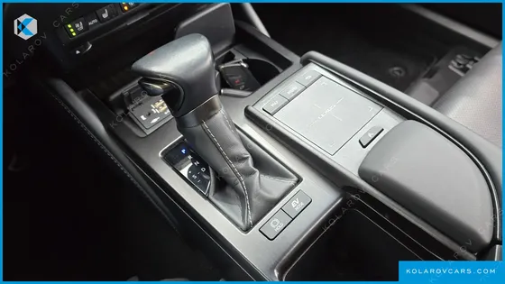 LEXUS ES LUXURY PLUS