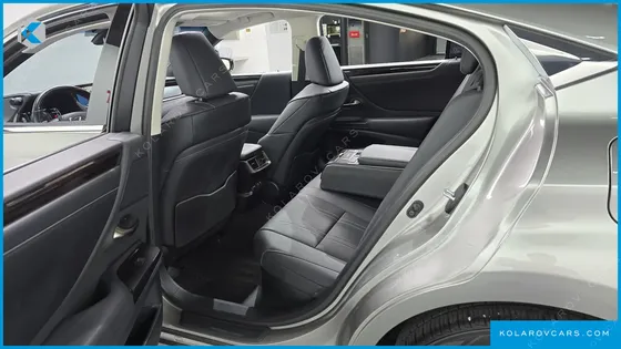 LEXUS ES LUXURY PLUS