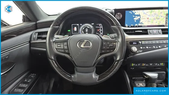 LEXUS ES LUXURY PLUS