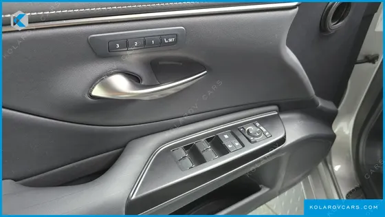 LEXUS ES LUXURY PLUS