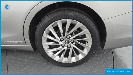 LEXUS ES LUXURY PLUS