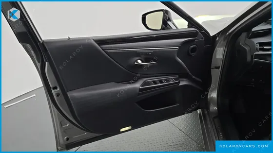 LEXUS ES LUXURY PLUS