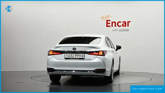 LEXUS ES LUXURY PLUS